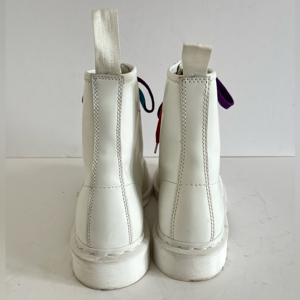 Doc Martens White Smooth Leather Boots 14357 Mens 10 Womens 11 - Picture 3 of 8
